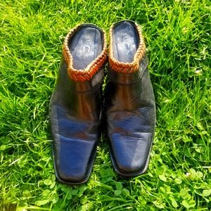 Vintage leather mules slides